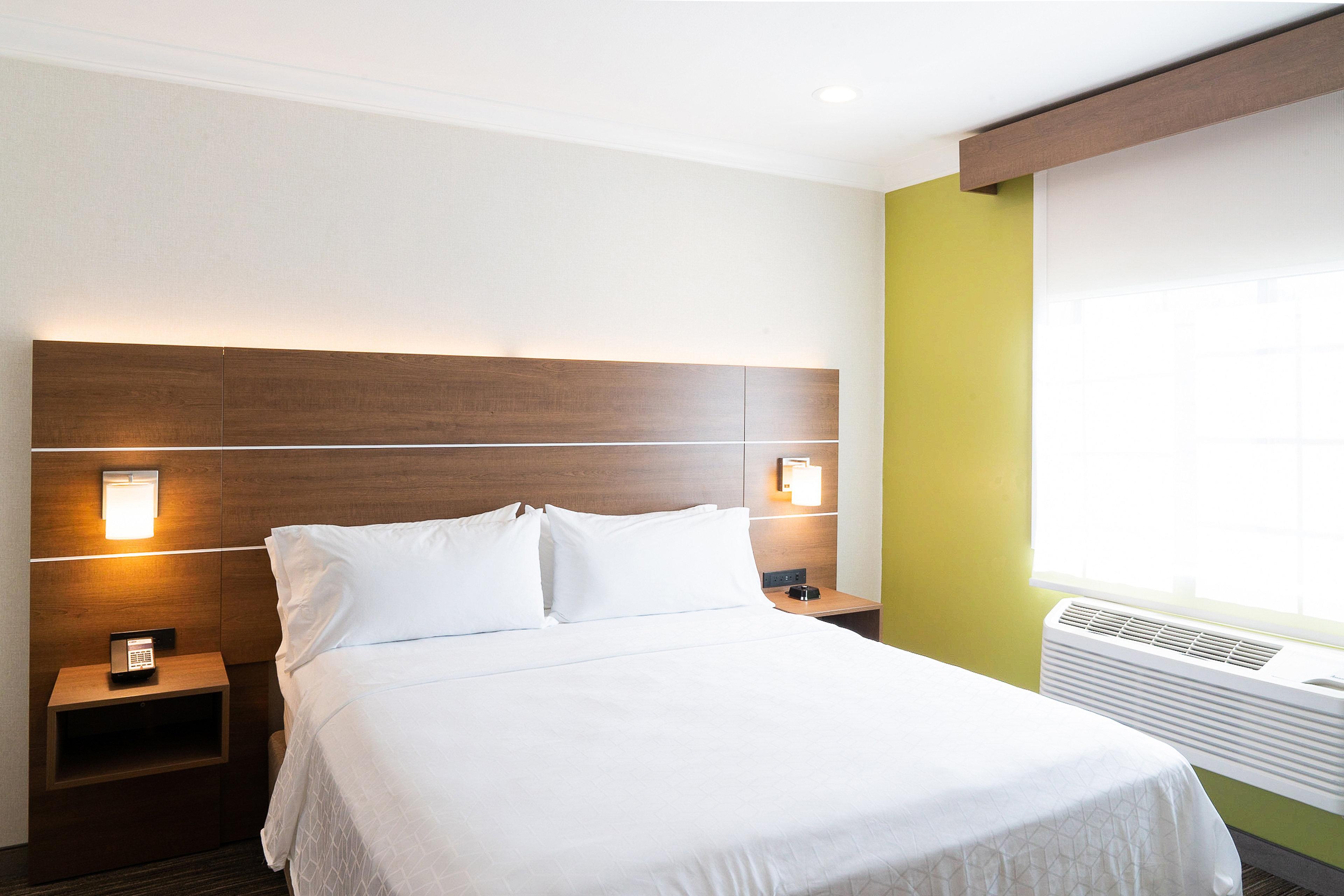 Express Davis-university Area By Ihg Hotel 3*
