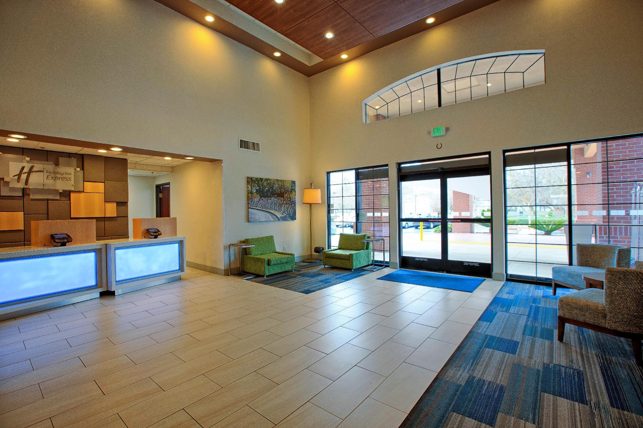 Express Davis-university Area By Ihg 3* Davis