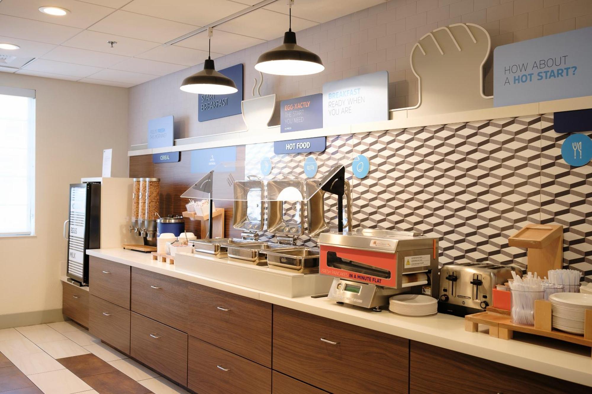 Hotel Express Davis-university Area By Ihg Davis