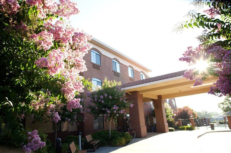 Express Davis-university Area By Ihg