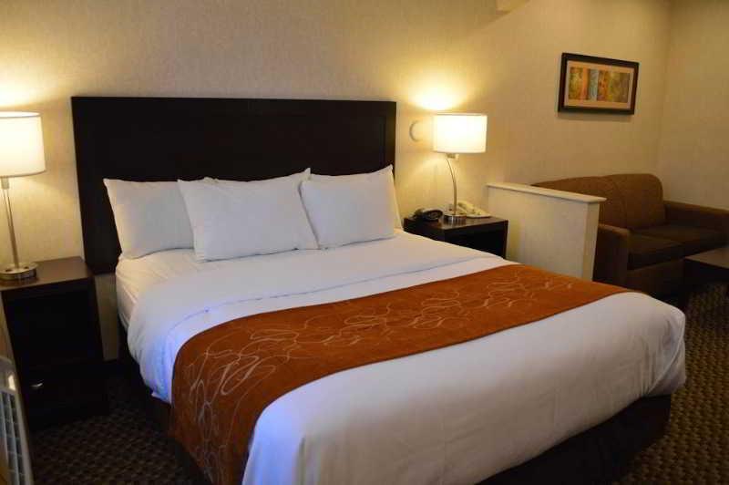 Express Davis-university Area By Ihg