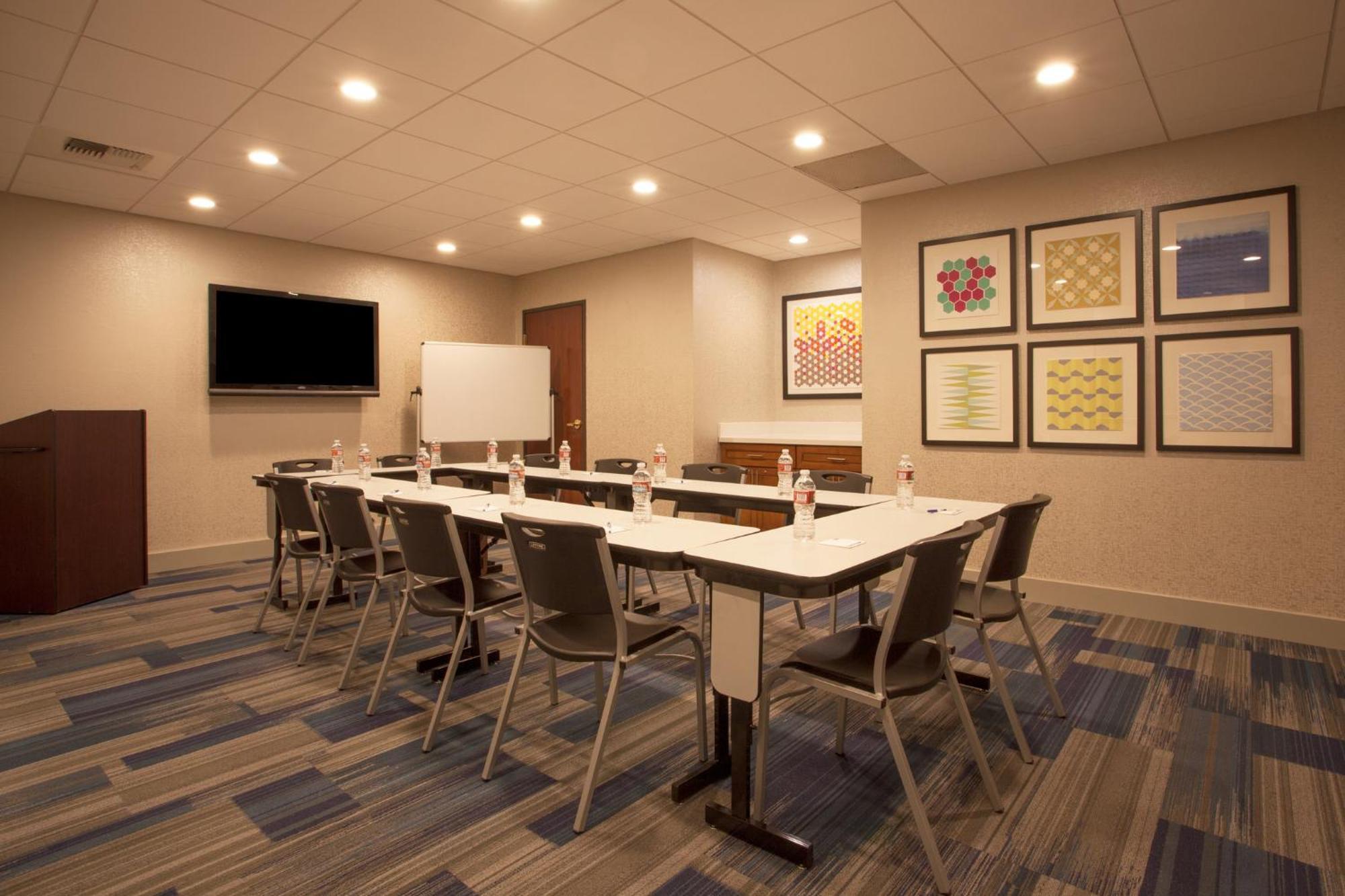Express Davis-university Area By Ihg Hotel Davis